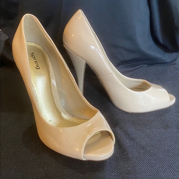 Shoes - Picture 7 of 10